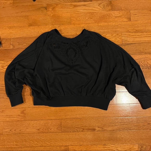 Black cutout loose sweater size m - Picture 3 of 5